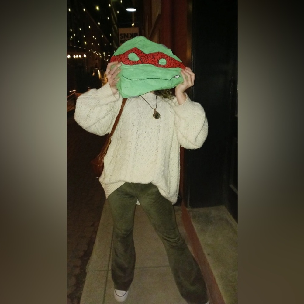 Hey Lovelies ! I’m Bella :) I wanted to come on here and show my personal style!